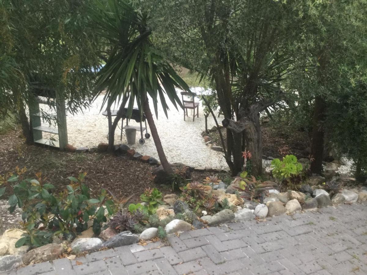 Finca El Rio, The Studio Self Catering With Pool And Hydrotherapy Jacuzzi Set In Beautiful Gardens, Guaro Exterior photo